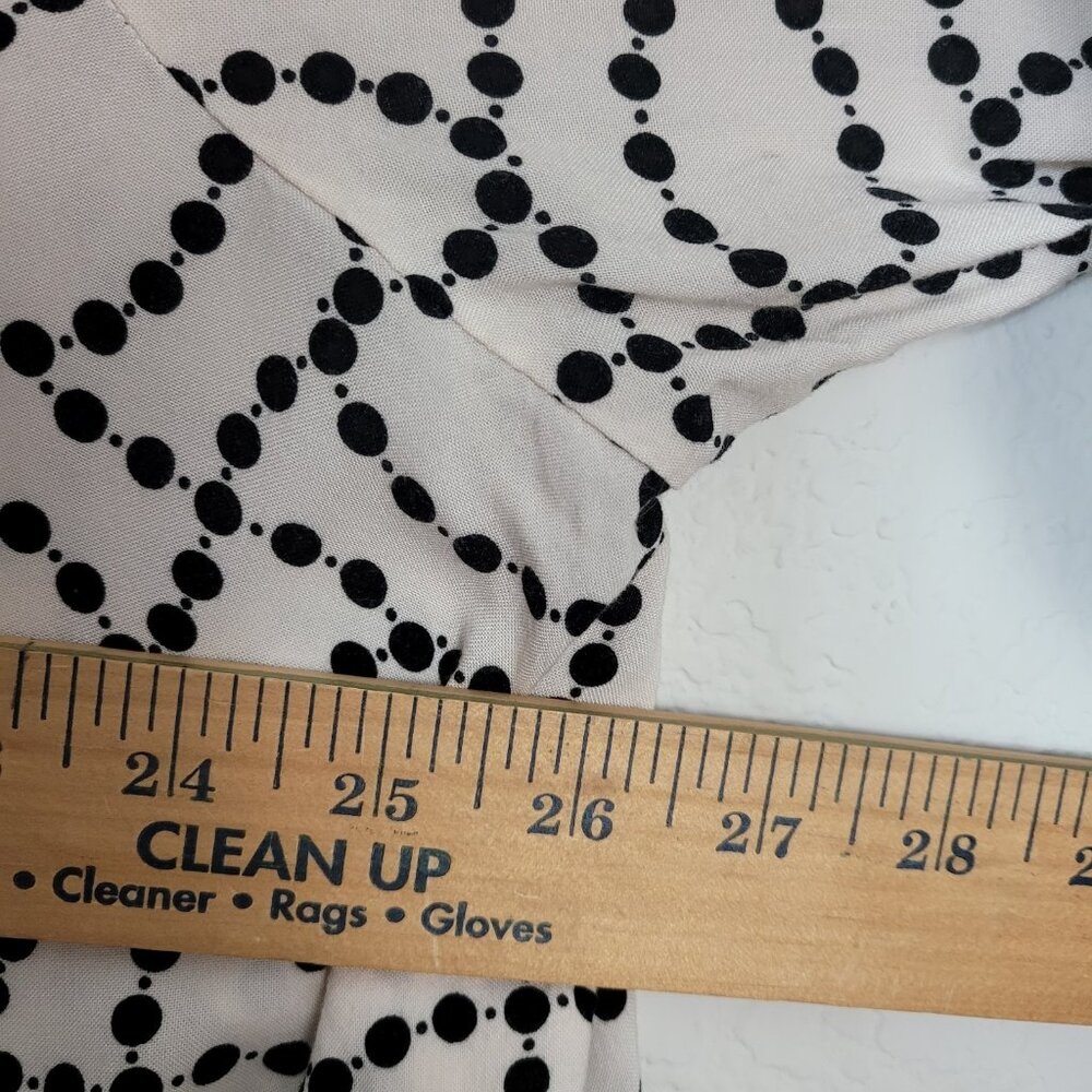 Philosophy Woman Split Neck Blouse Ivory Black Dotted Circles Print Plus Size 3X - Picture 8 of 9